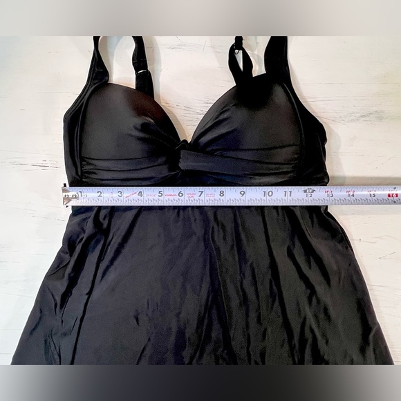 VENUS Swim Dress One Piece, Wire Free, Black, Size 8, NWOT - Picture 7 of 8